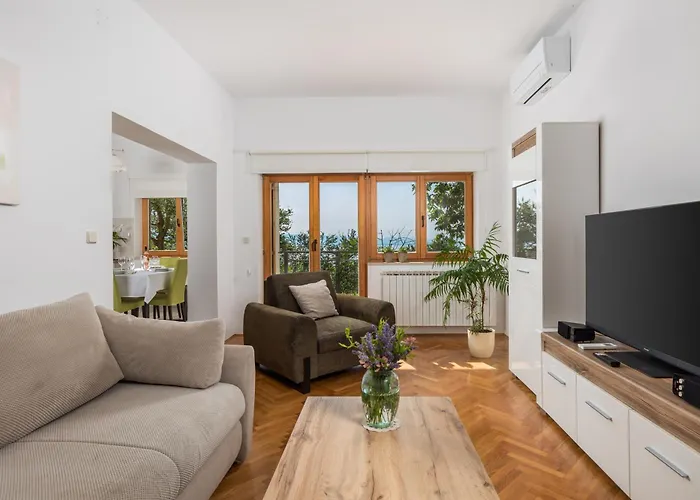 Apartment Blue N' & Sun Inbetween Opric